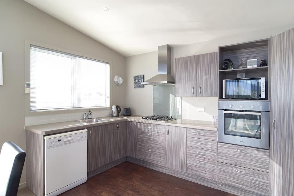 Stunning Bob Lee Place Villa Wanaka Buitenkant foto