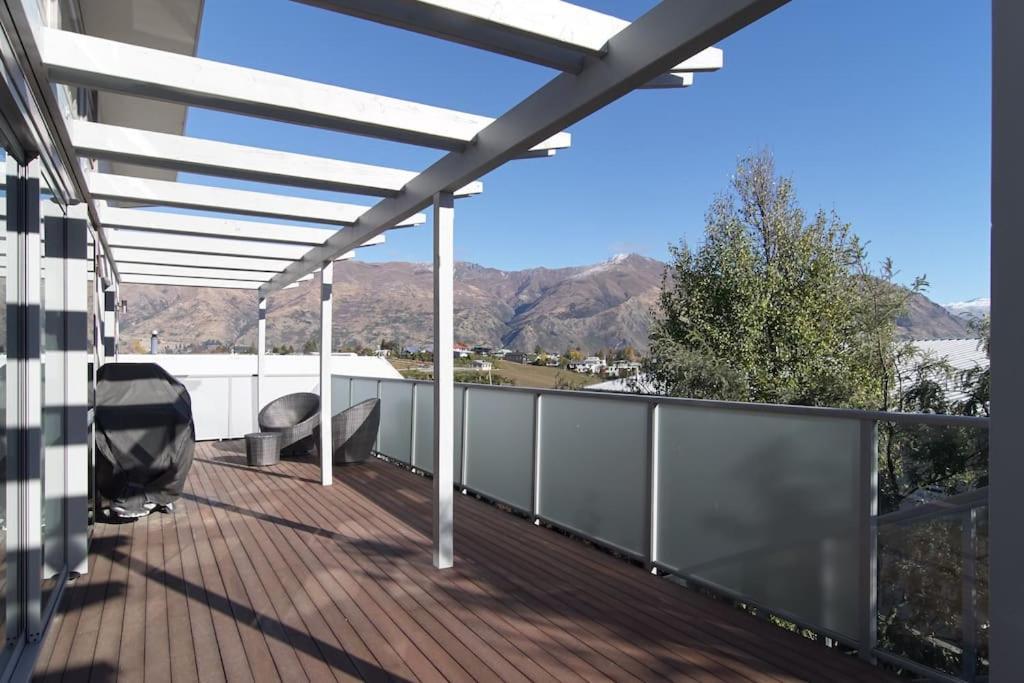 Stunning Bob Lee Place Villa Wanaka Buitenkant foto